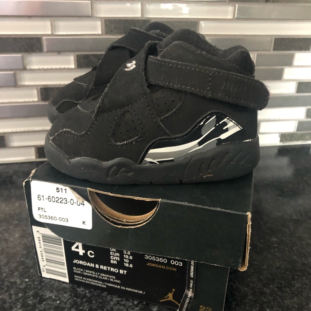 Jordan sneakers 4C